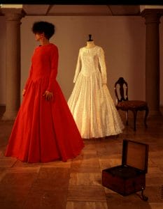 La Belle au bois dormant, 1995, Embroidery on white dress, red dress, motor, chair and sound